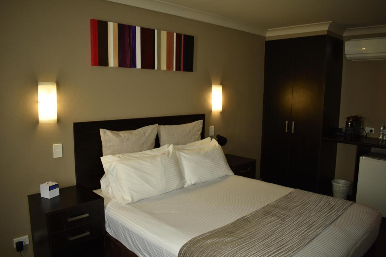 Best Western Blackbutt Inn New Lambton Exterior photo